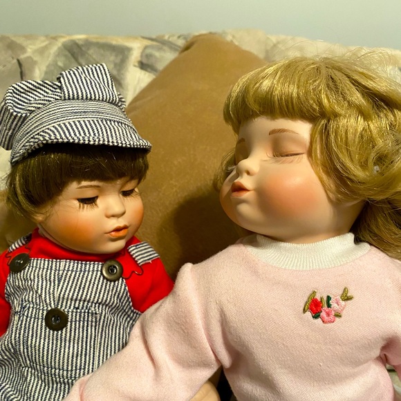 Porcelain dolls - Picture 2 of 7